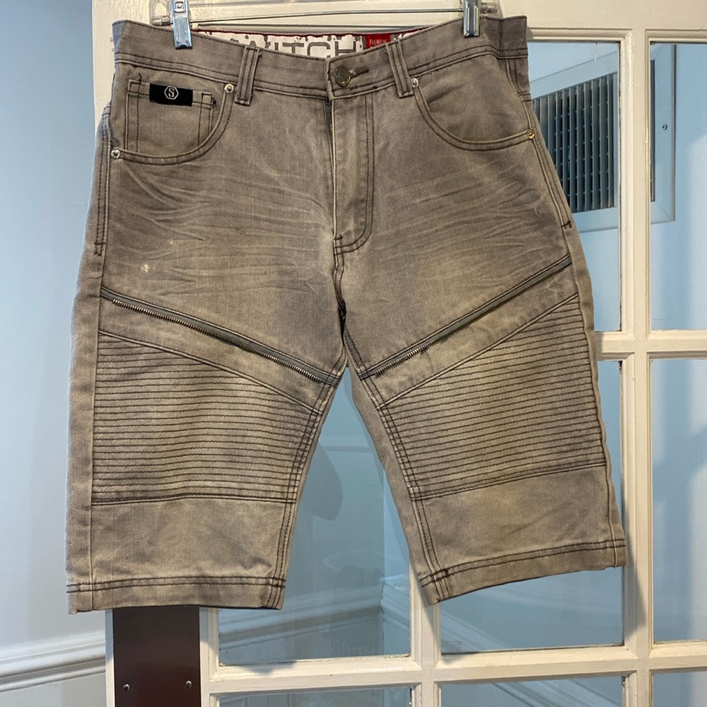 Switch size 32 jeans shorts good condition